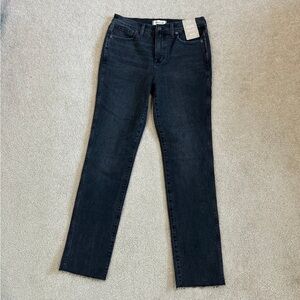 New with tags madewell mid-rise Stovepipe black Jeans in size 28